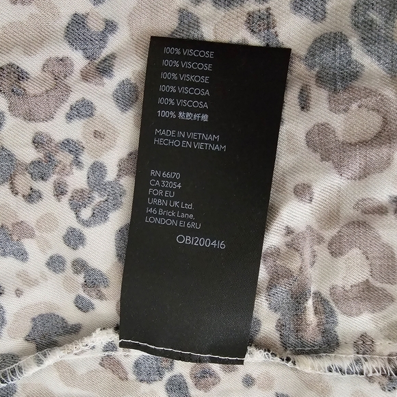 Maeve Anthropologie Animal Print Ruffles Top Blouse - Picture 8 of 8